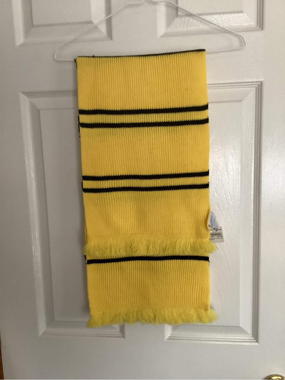 Hufflepuff scarf from Harry Potter at Universal NWT